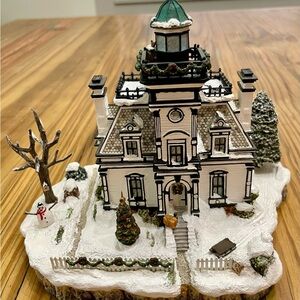 Harbour Lights Fort Tompkins Winter, New York #657 2002 Signed Nancy Younger